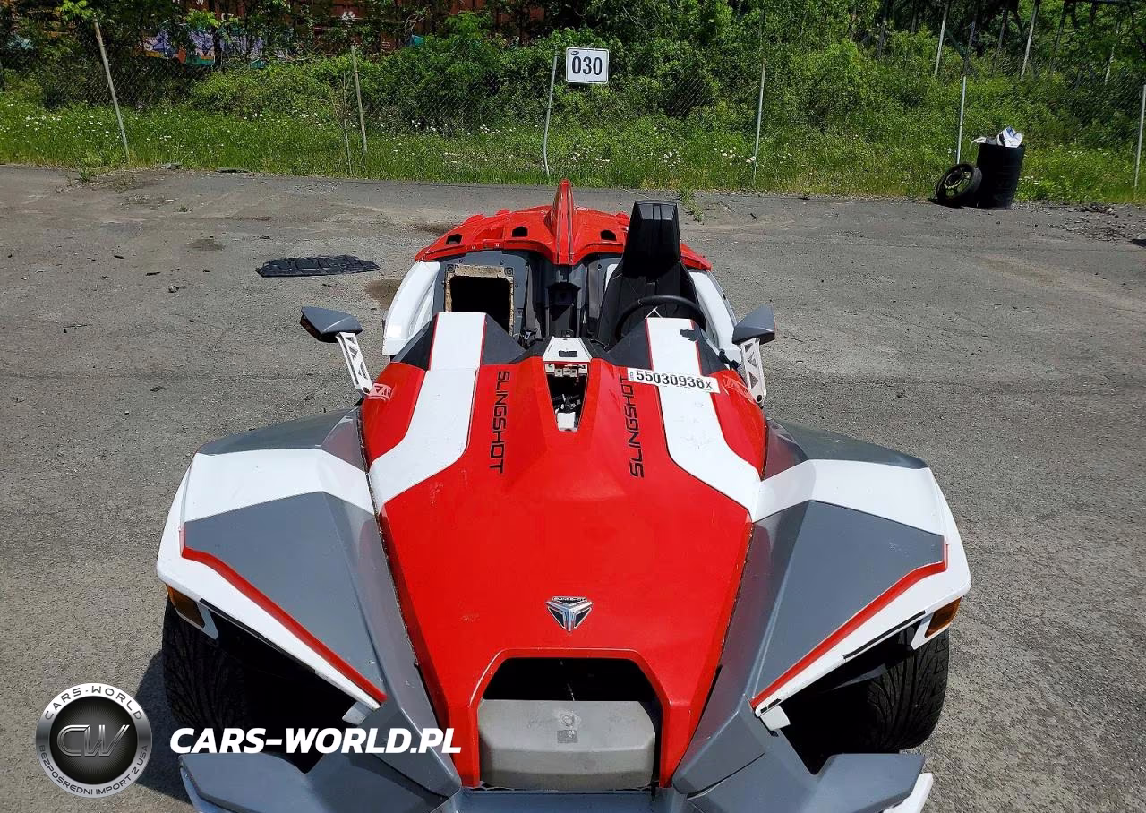 2016 Polaris Slingshot Sl VIN:57XAAPFA1G5111817 - 5