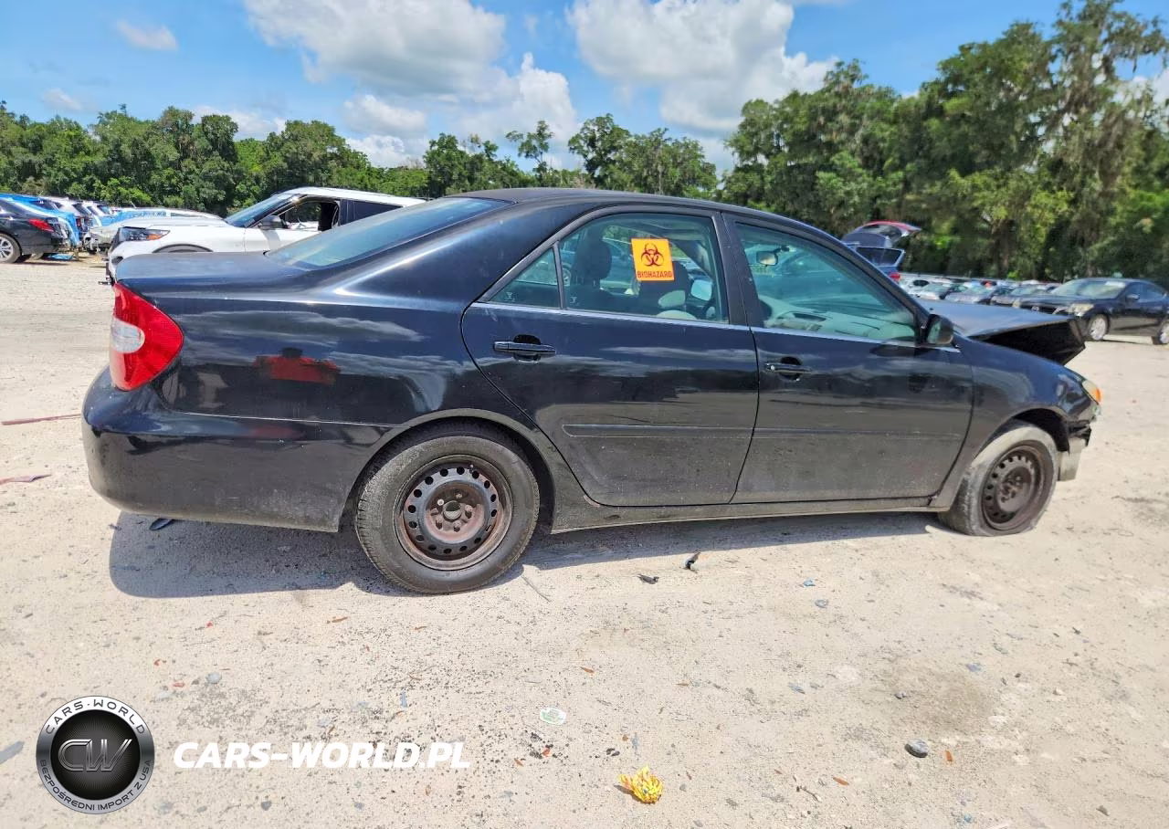 2004 Toyota Camry Le VIN:4T1BE32K94U368309 - 3