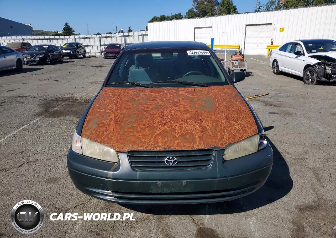 1999 Toyota Camry Le VIN:JT2BG22K5X0309304 - 5