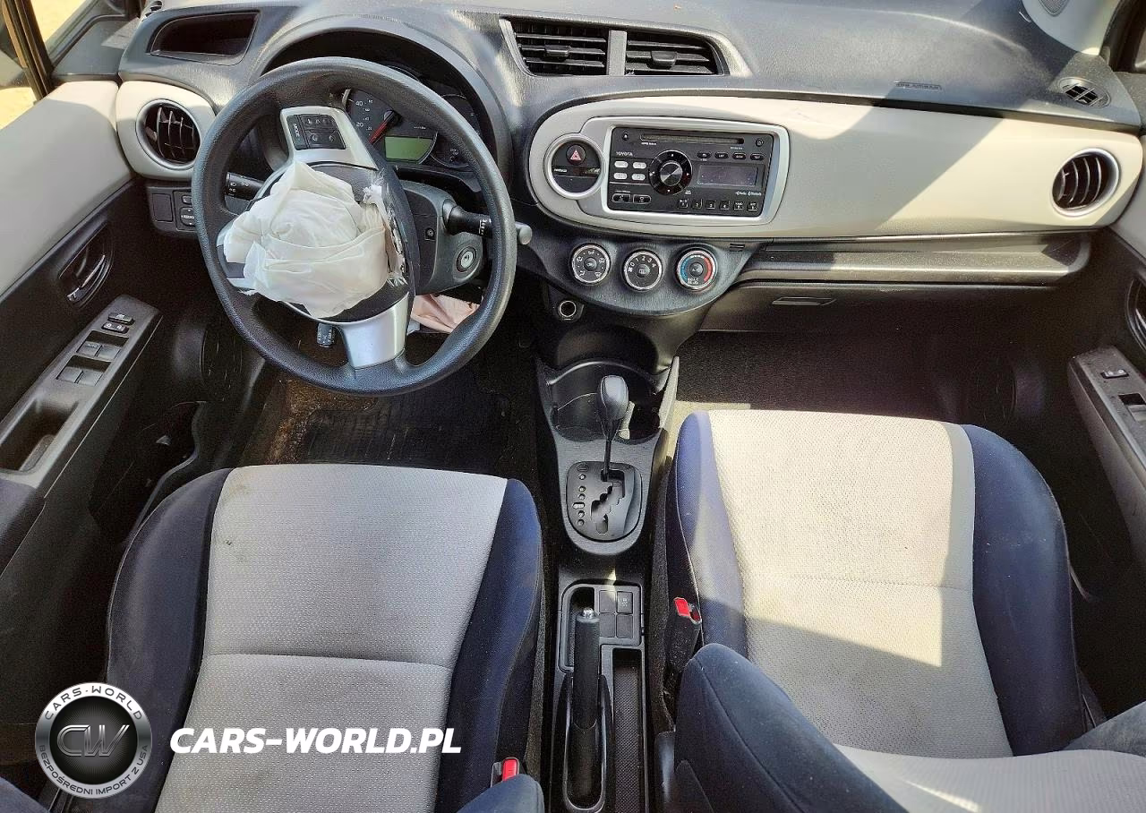 2012 Toyota Yaris 5-Door L VIN:JTDKTUD32CD533802 - 8
