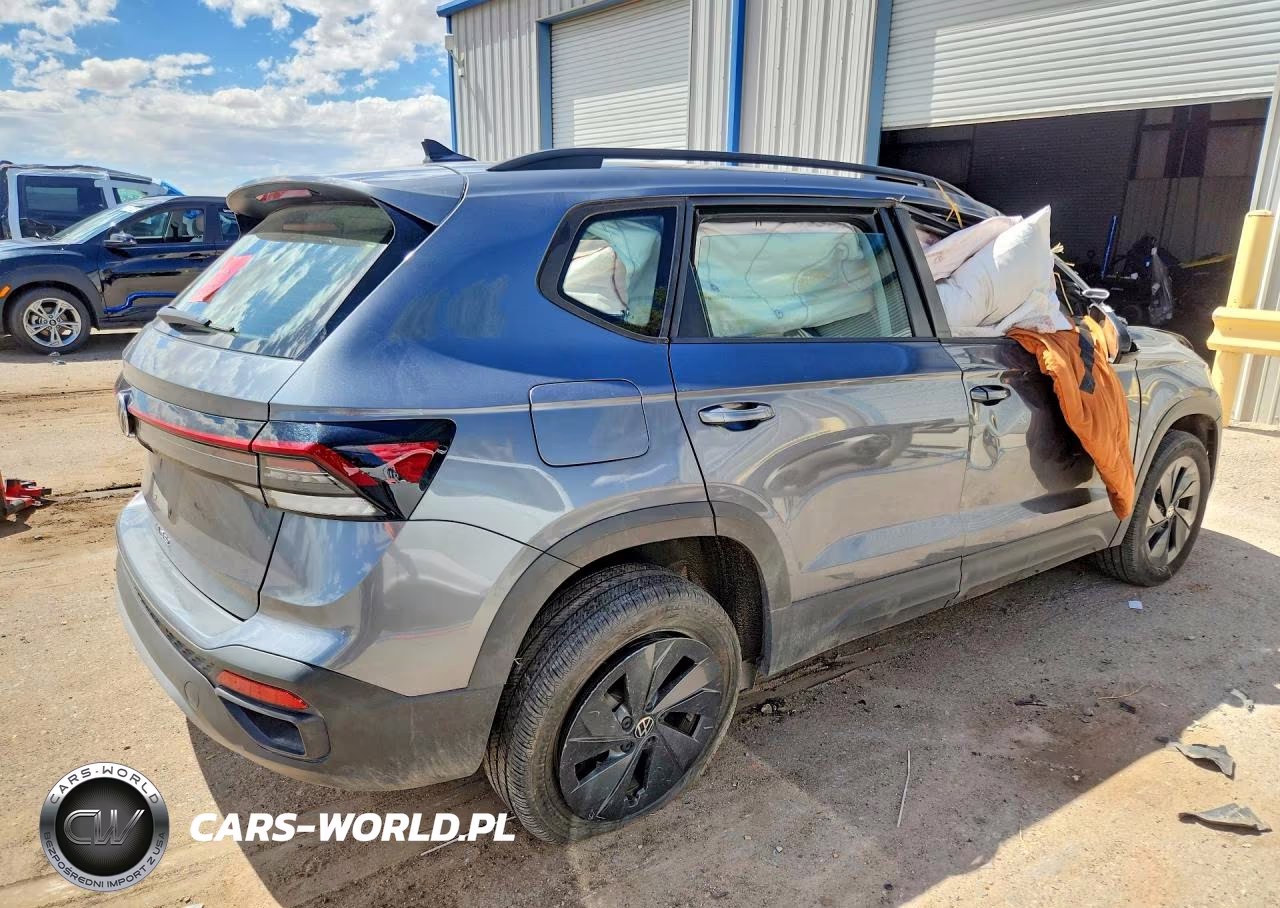 2025 Volkswagen Taos S VIN:3VV5C7B26SM042808 - 3