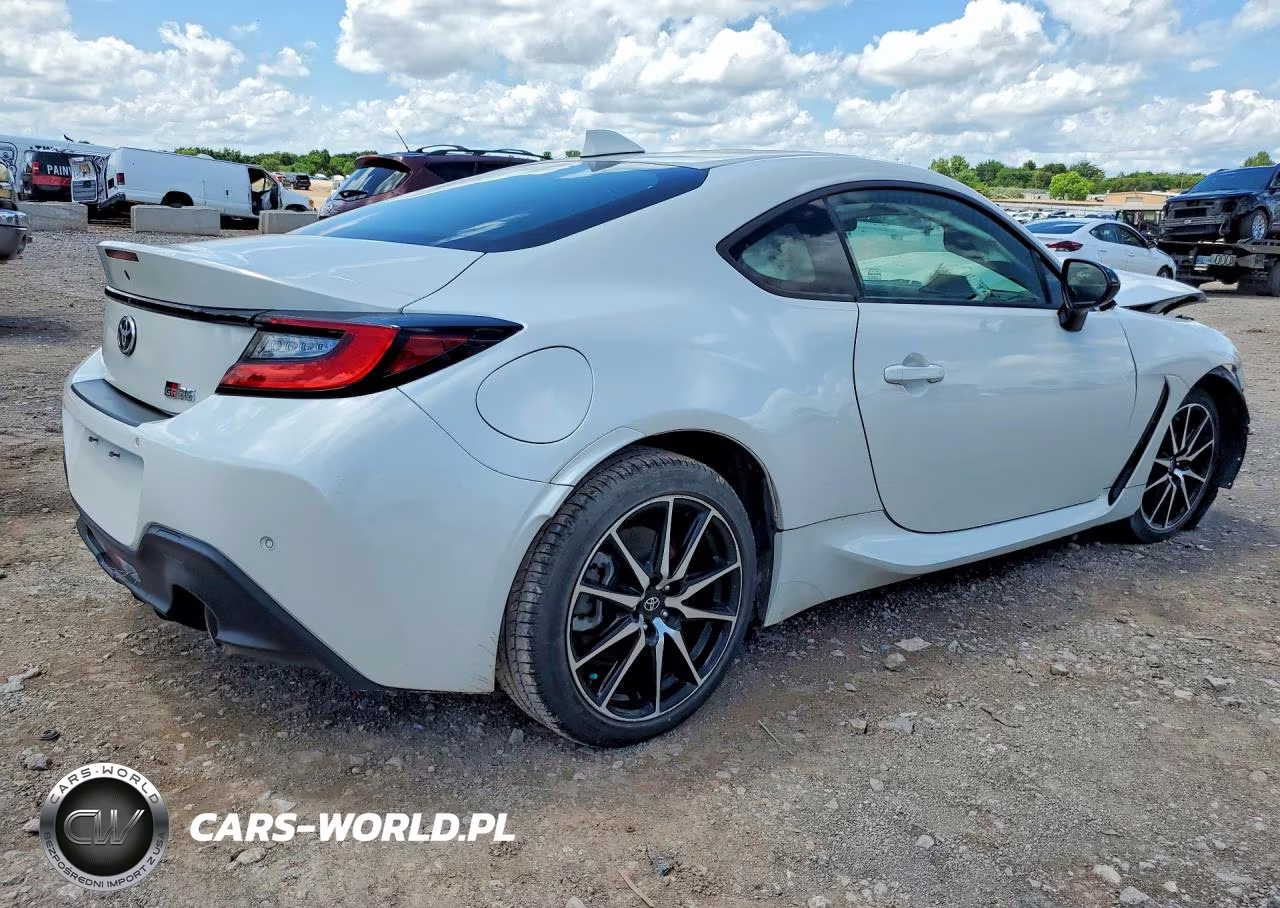 2023 Toyota Gr 86 VIN:JF1ZNBC14P8751824 - 3