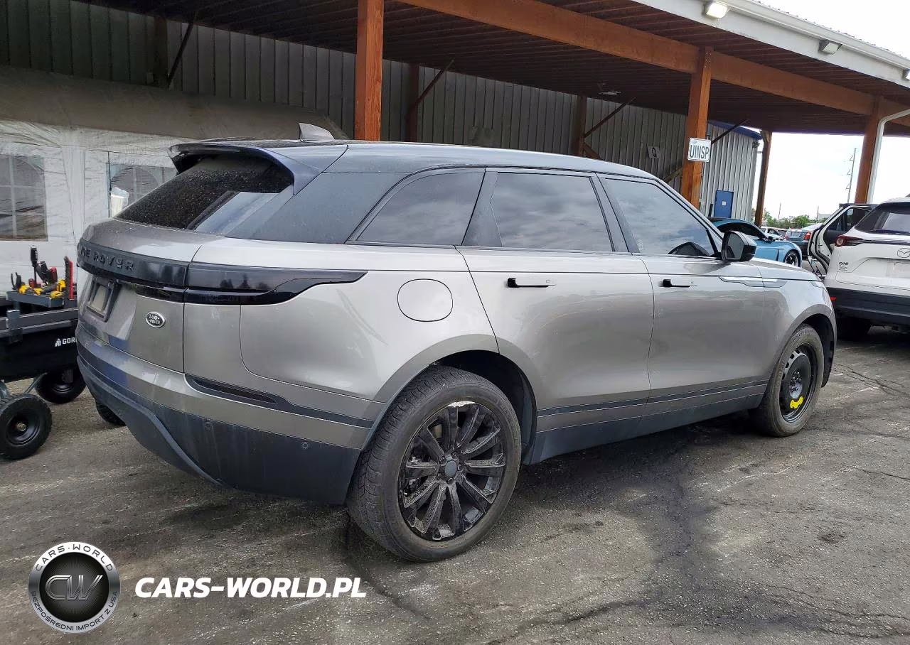 2018 Land Rover Range Rover Velar S VIN:SALYB2RX3JA735133 - 3