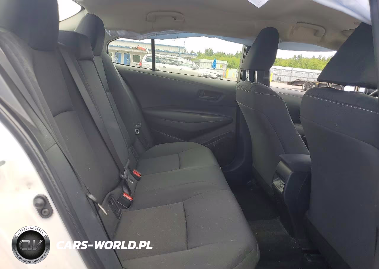 2026 Toyota Corolla Hybrid Le VIN:JTDBCMFE0T3111791 - 10