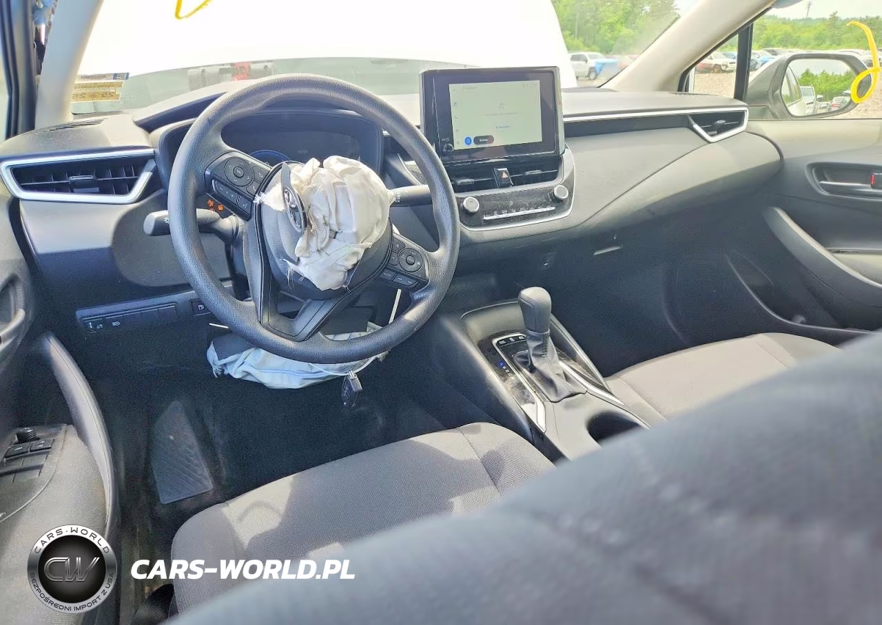 2026 Toyota Corolla Hybrid Le VIN:JTDBCMFE0T3111791 - 8