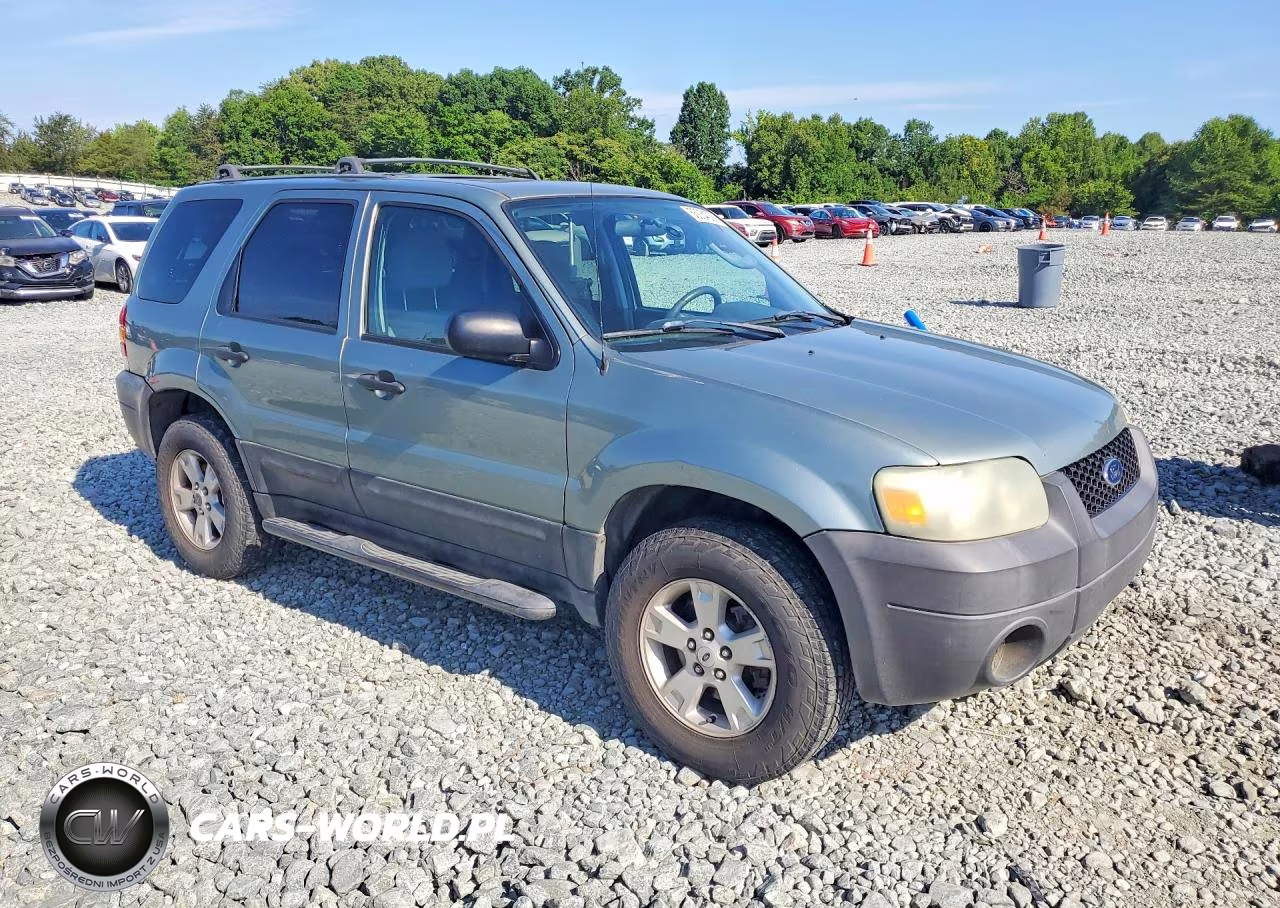 2005 Ford Escape Xlt VIN:1FMYU93185KB08163 - 4