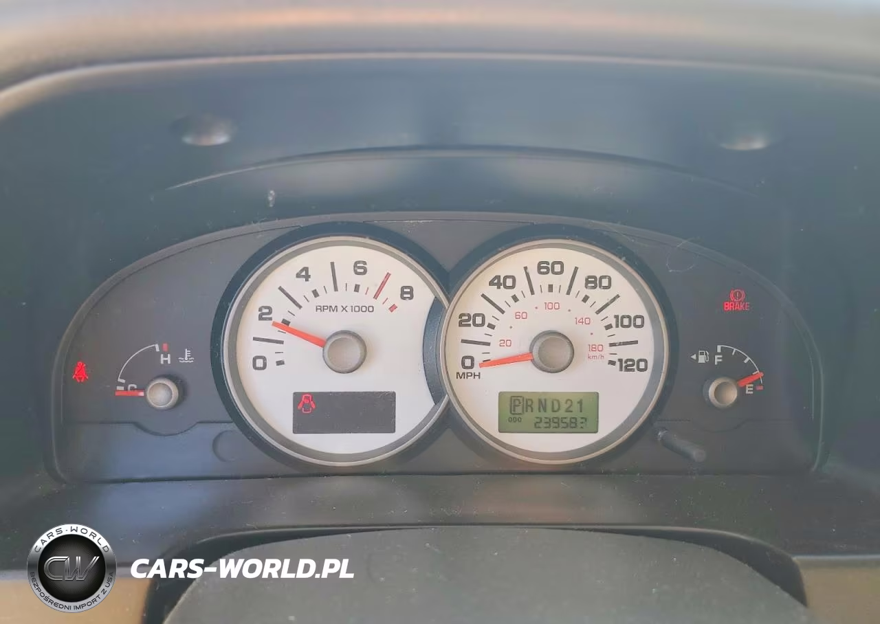 2005 Ford Escape Xlt VIN:1FMYU93185KB08163 - 9