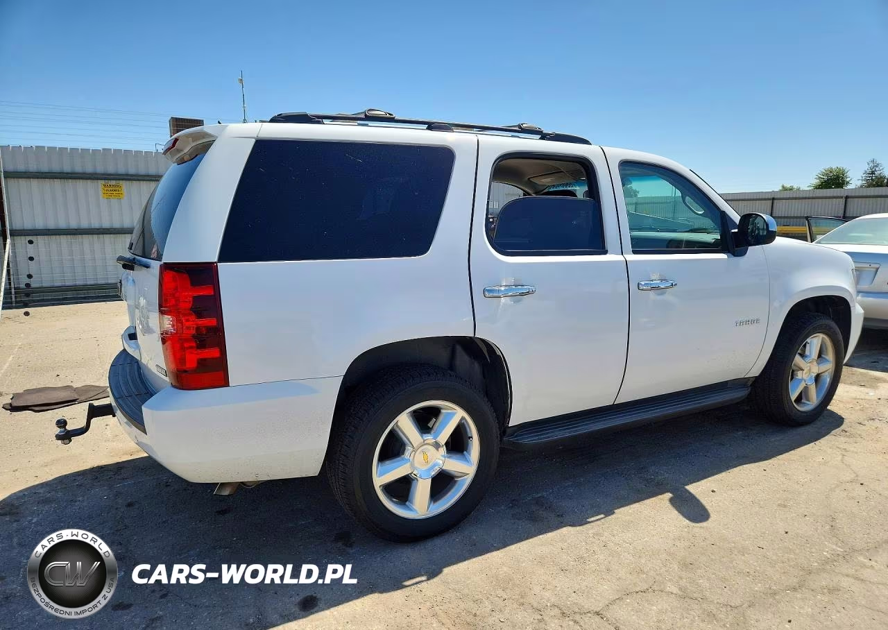 2011 Chevrolet Tahoe C1500 Ls VIN:1GNSCAE06BR291463 - 3