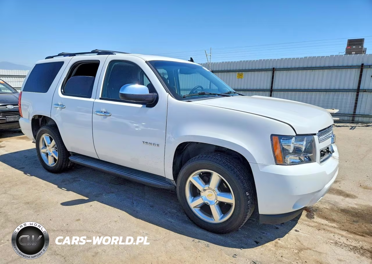2011 Chevrolet Tahoe C1500 Ls VIN:1GNSCAE06BR291463 - 4