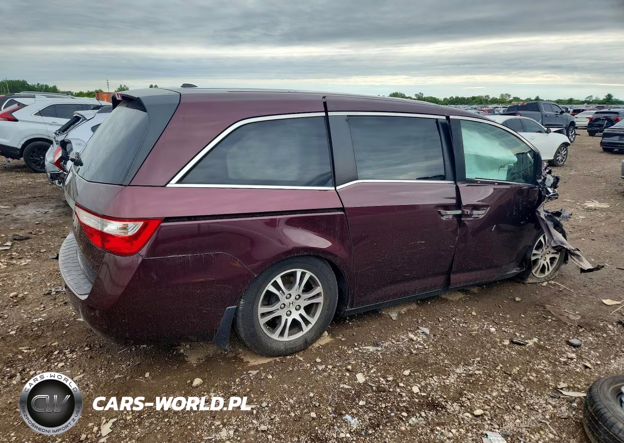 2011 Honda Odyssey Exl VIN:5FNRL5H65BB046674 - 3