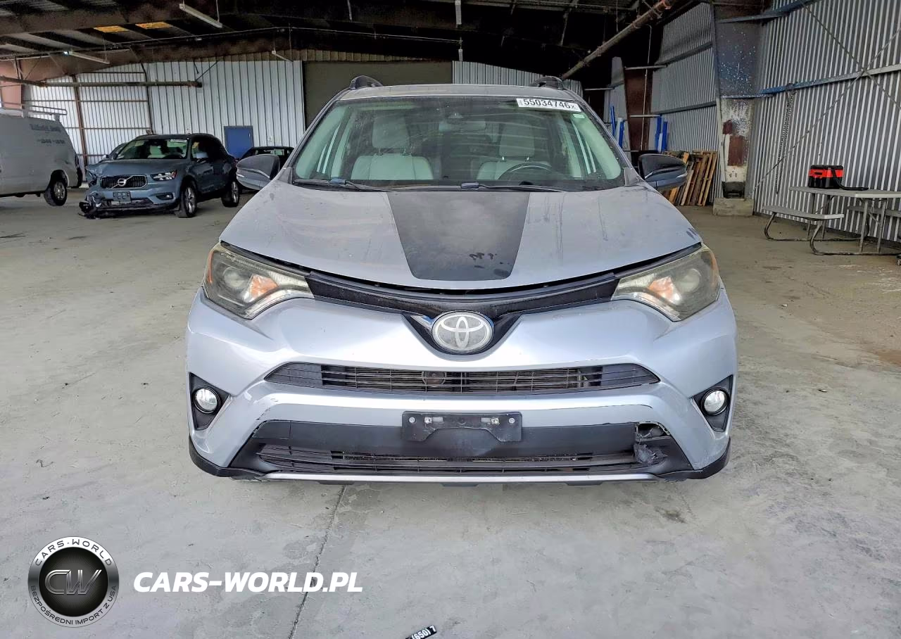 2018 Toyota Rav 4 VIN:2T3RFREV7JW725395 - 5