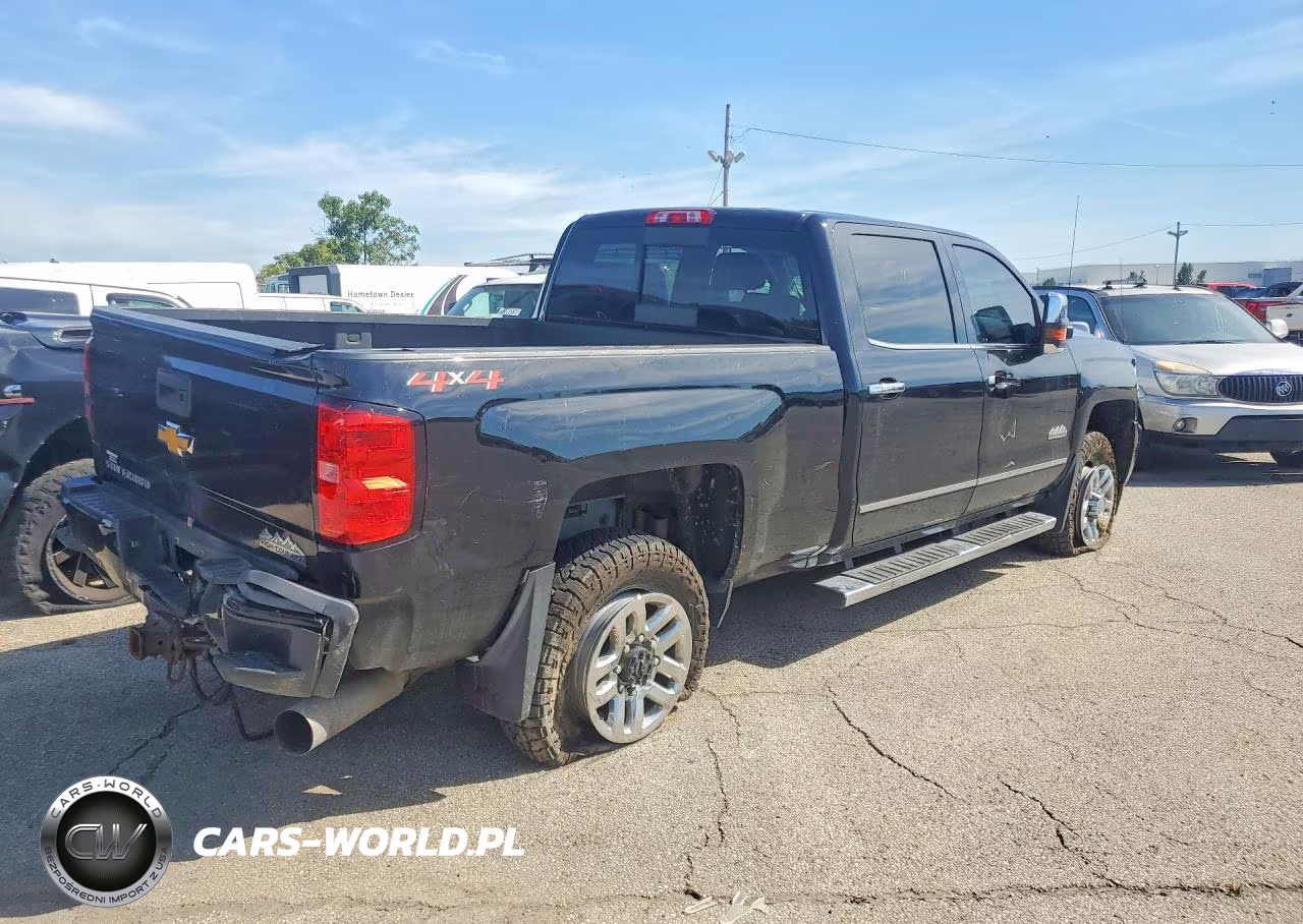2019 Chevrolet Silverado K3500 High Country VIN:1GC4KYEY8KF203002 - 3
