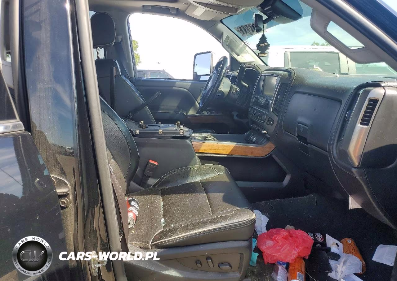 2019 Chevrolet Silverado K3500 High Country VIN:1GC4KYEY8KF203002 - 7
