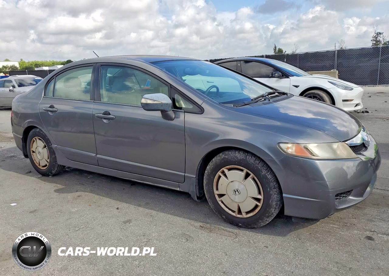 2010 Honda Civic Hybrid VIN:JHMFA3F27AS004441 - 4