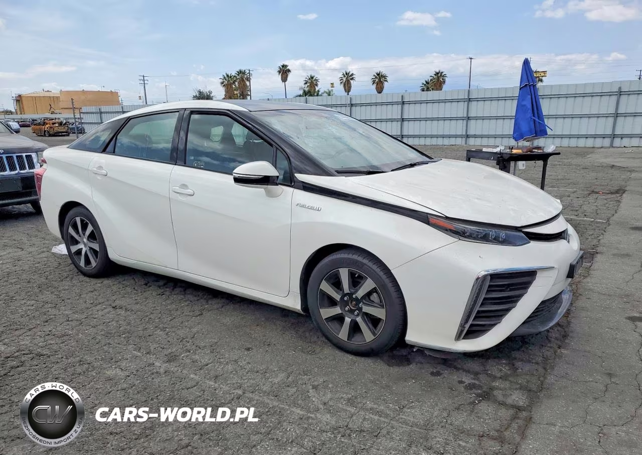 2016 Toyota Mirai Base VIN:JTDBVRBD3GA000819 - 4