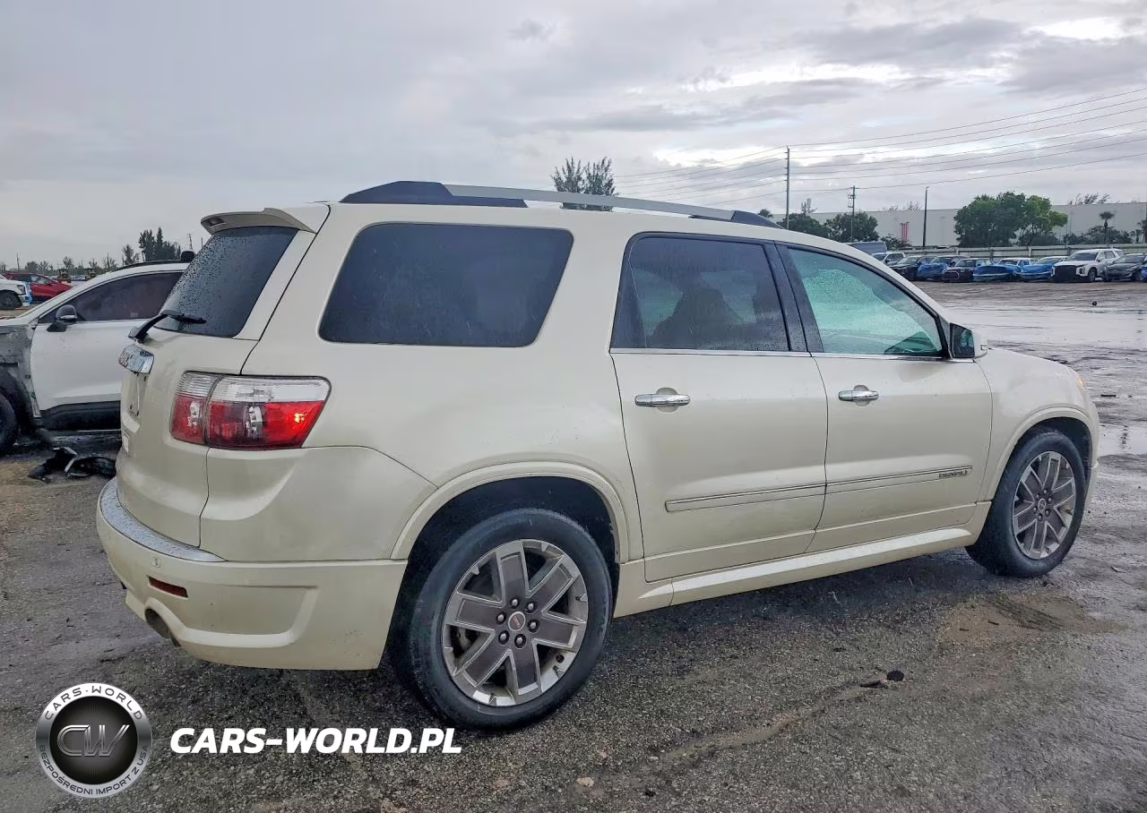 GMC ACADIA DEN VIN:1GKKRTED1BJ391348 - 3