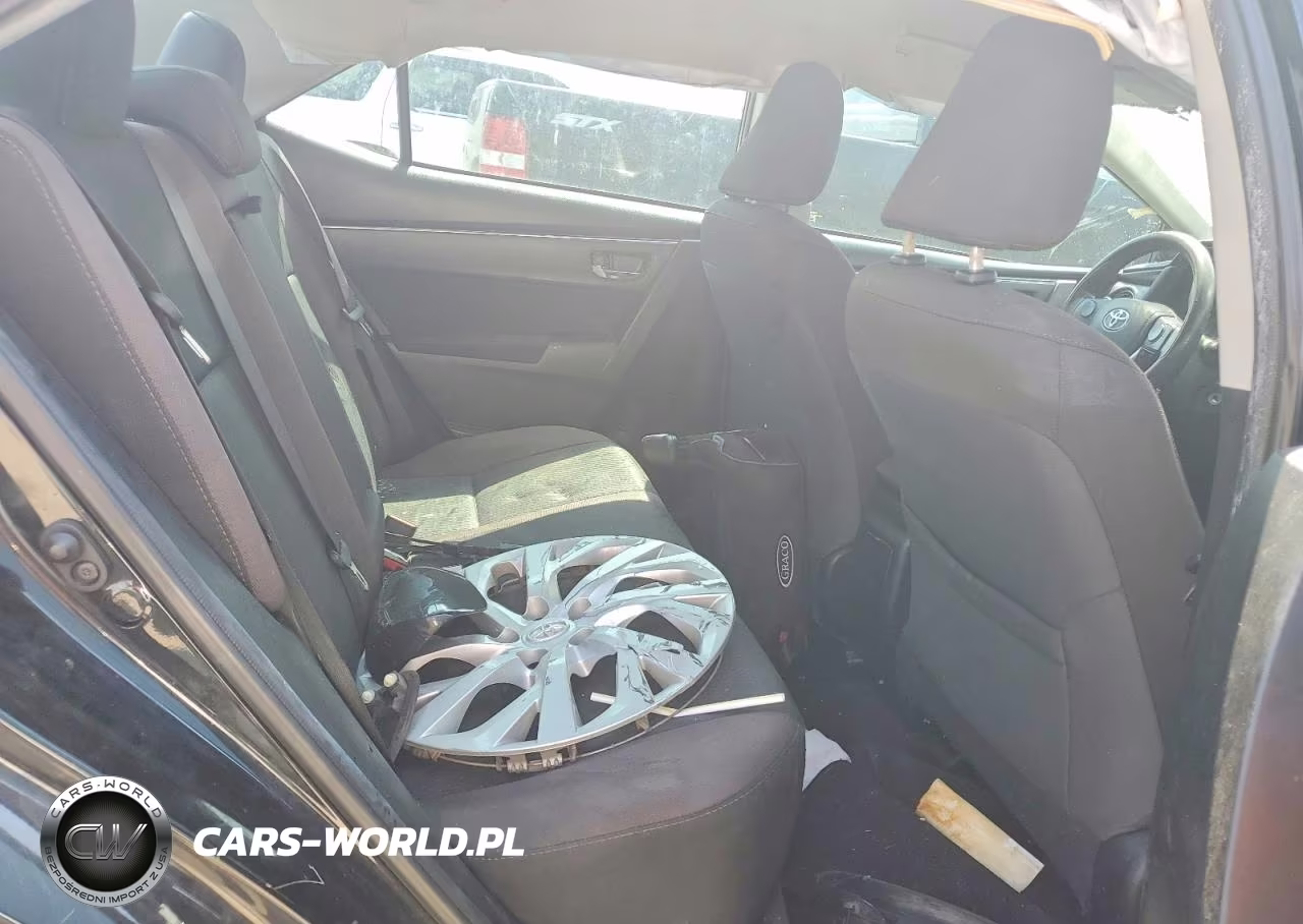 2017 Toyota Corolla Le VIN:5YFBURHE6HP735858 - 10