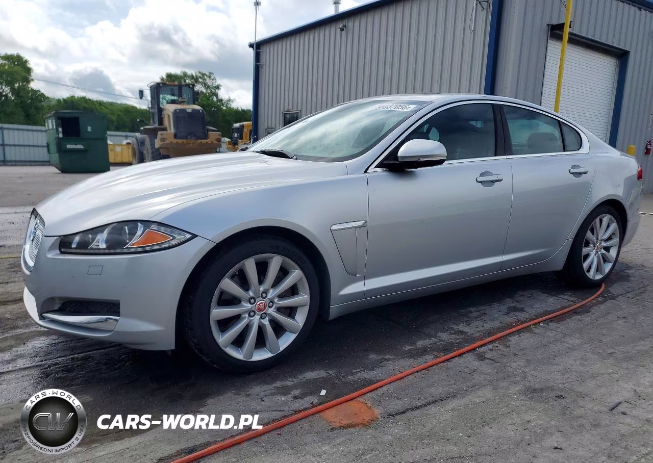2014 Jaguar Xf
