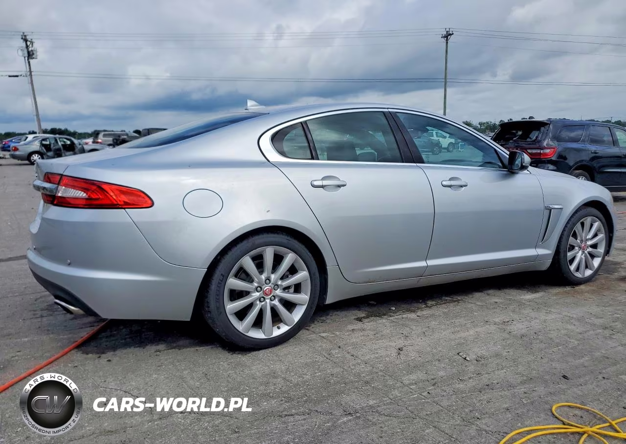 2014 Jaguar Xf VIN:SAJWJ0EF4E8U18253 - 3