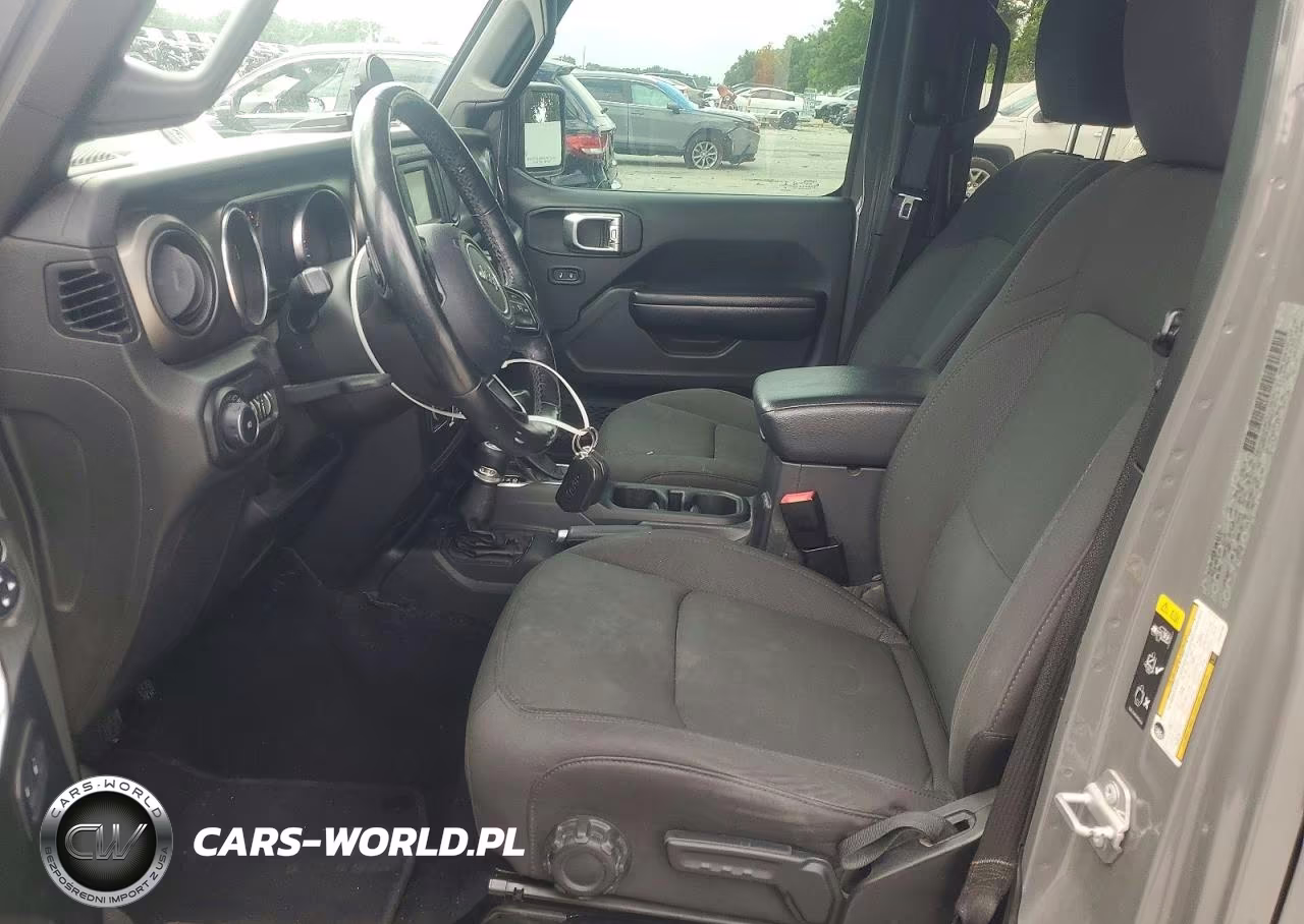 2020 Jeep Wrangler Unlimited Sport VIN:1C4HJXDGXLW235796 - 7