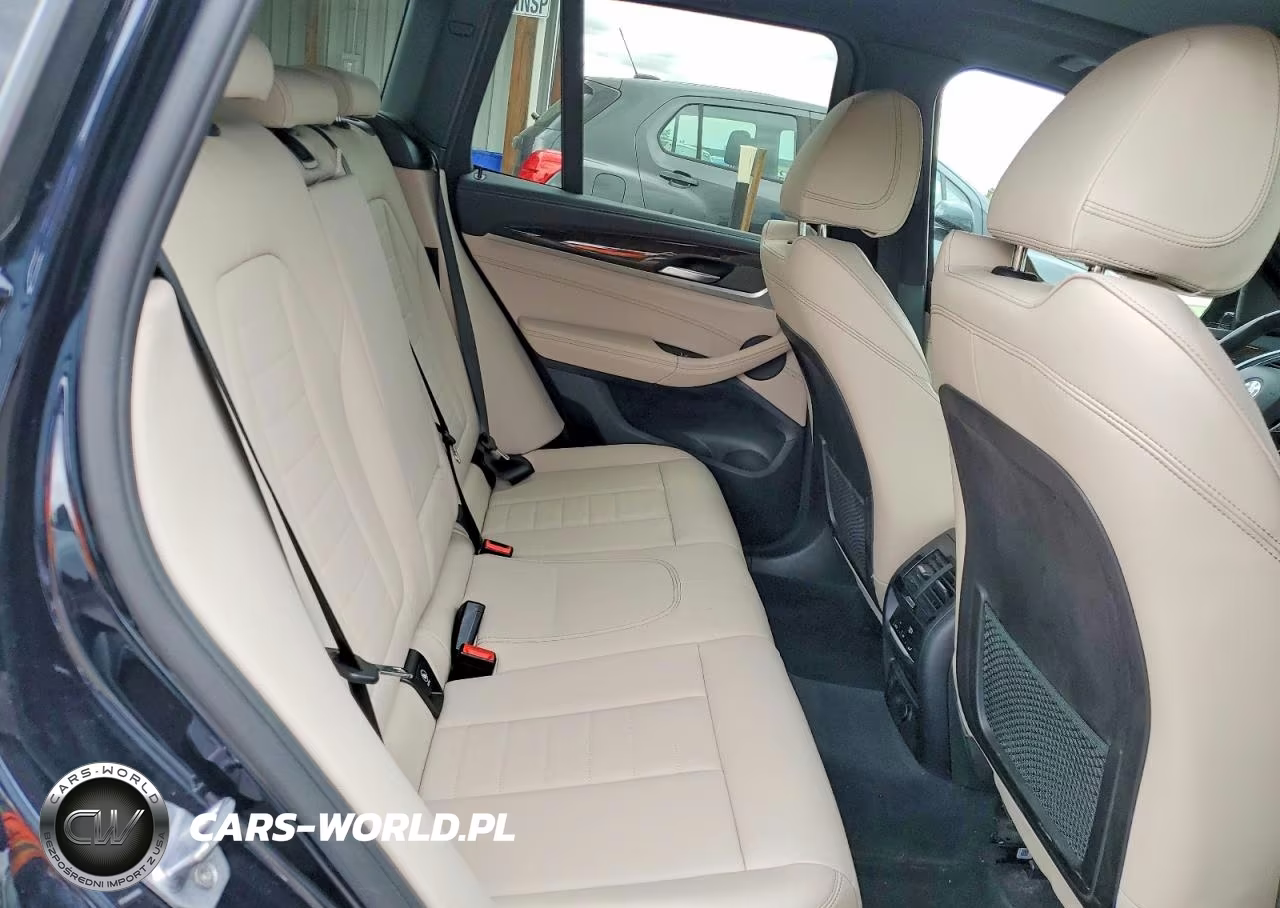 2018 BMW X3 xDrivem40I VIN:5UXTS3C52J0Y96026 - 10