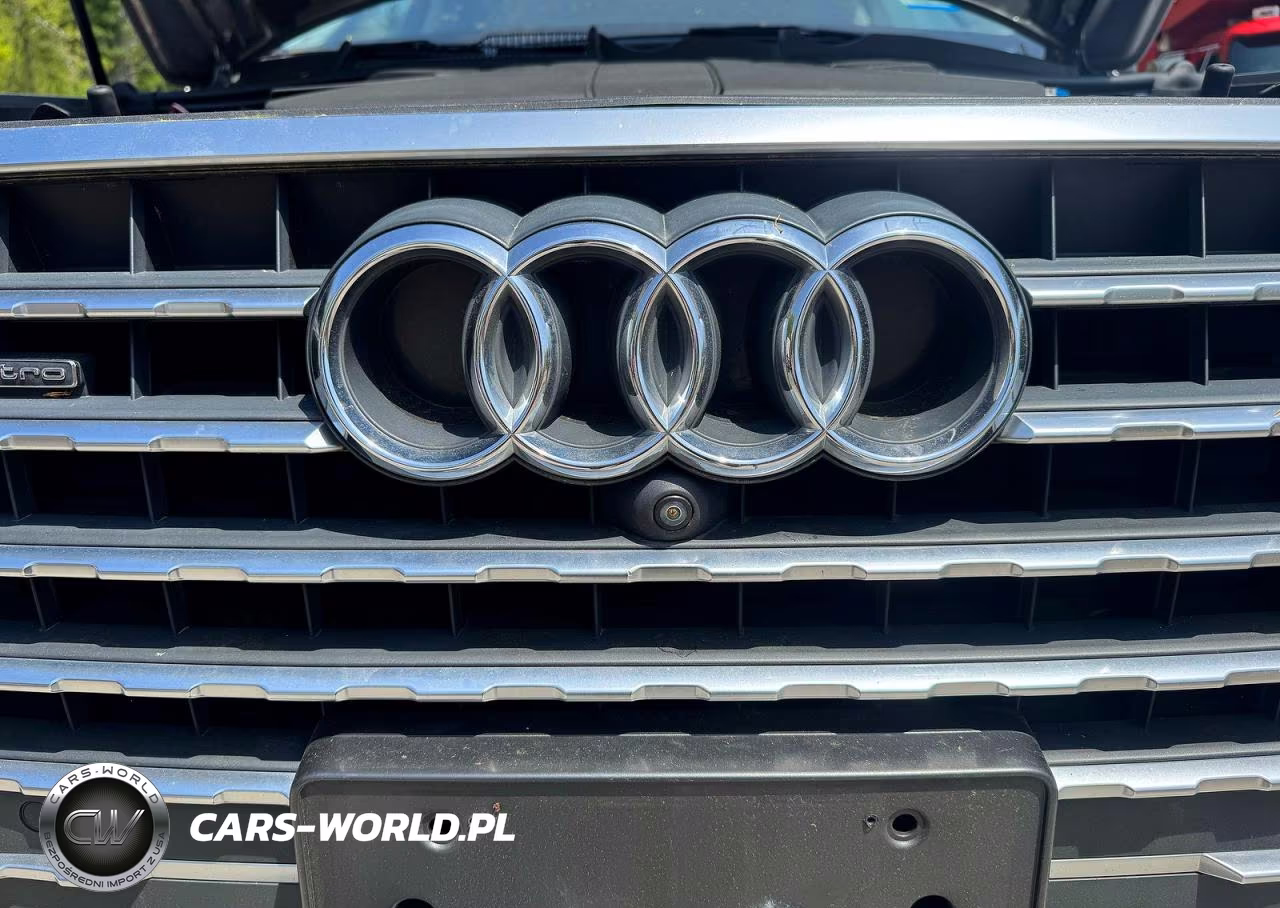 2017 Audi Q7 Premium Plus VIN:WA1LAAF78HD004851 - 11