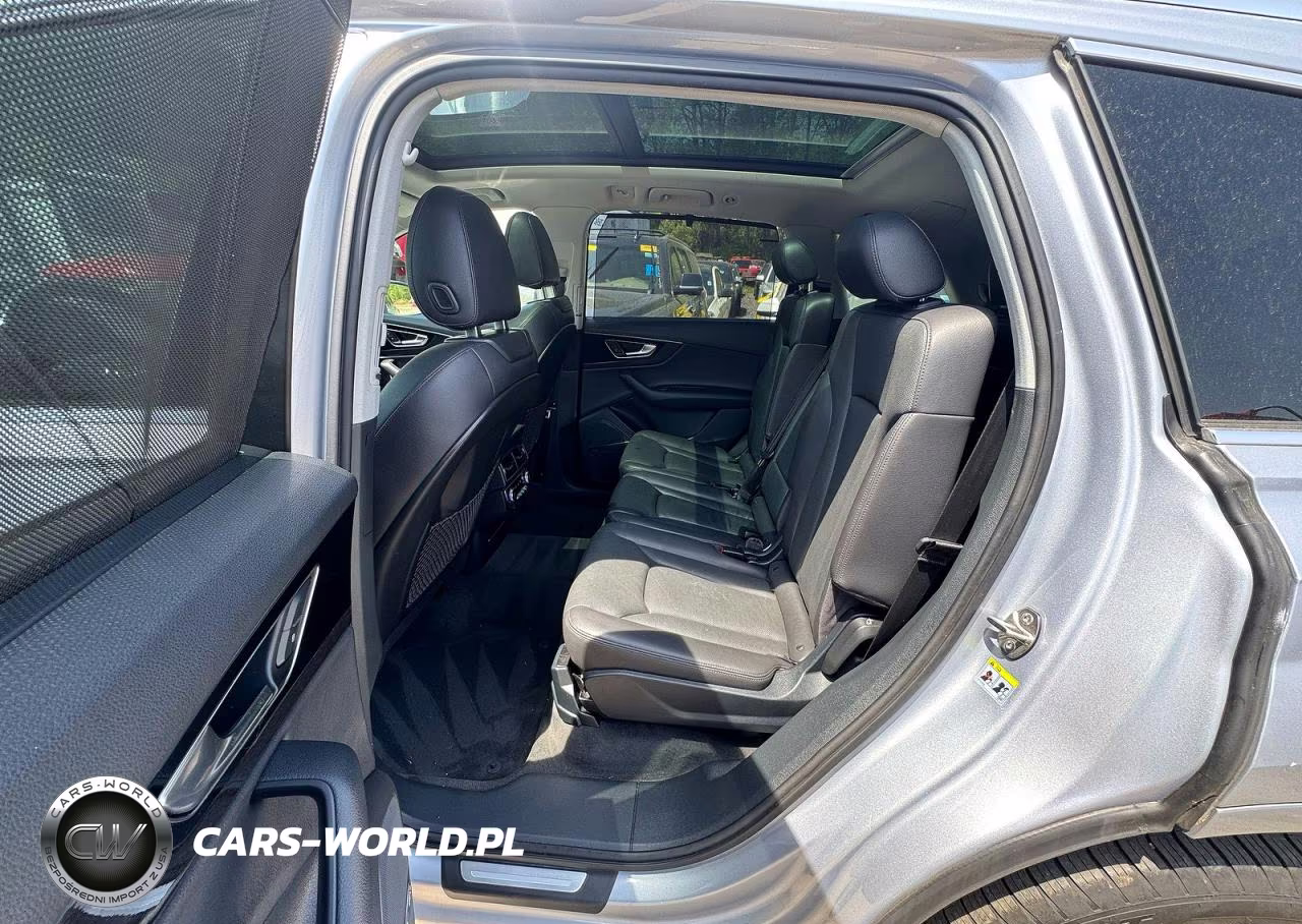 2017 Audi Q7 Premium Plus VIN:WA1LAAF78HD004851 - 13