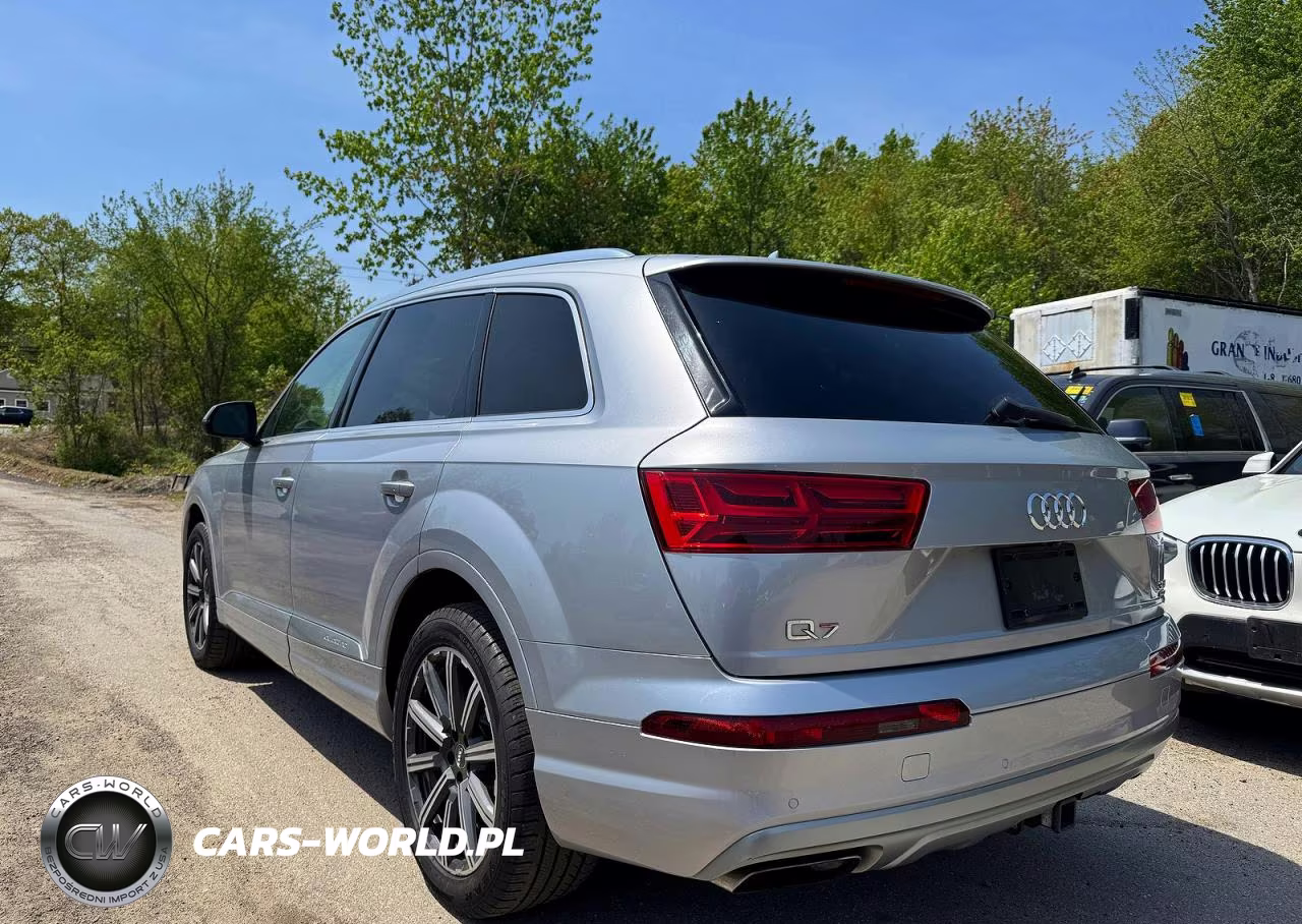 2017 Audi Q7 Premium Plus VIN:WA1LAAF78HD004851 - 3