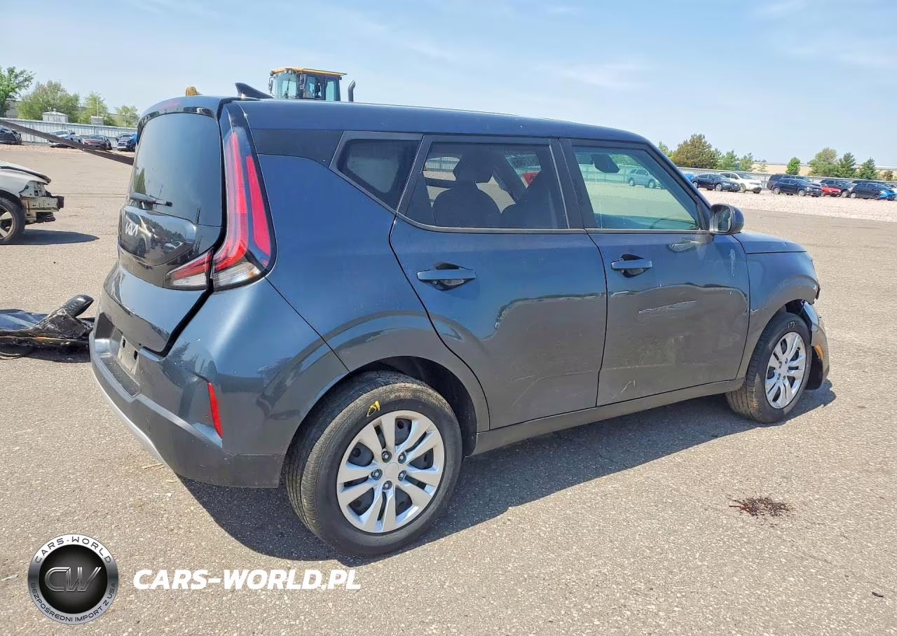 2025 Kia Soul Lx VIN:KNDJ23AU8S7248718 - 3
