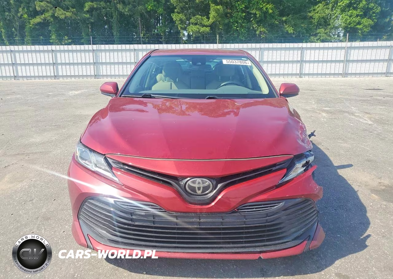 2020 Toyota Camry Le VIN:4T1C11AK2LU998919 - 5
