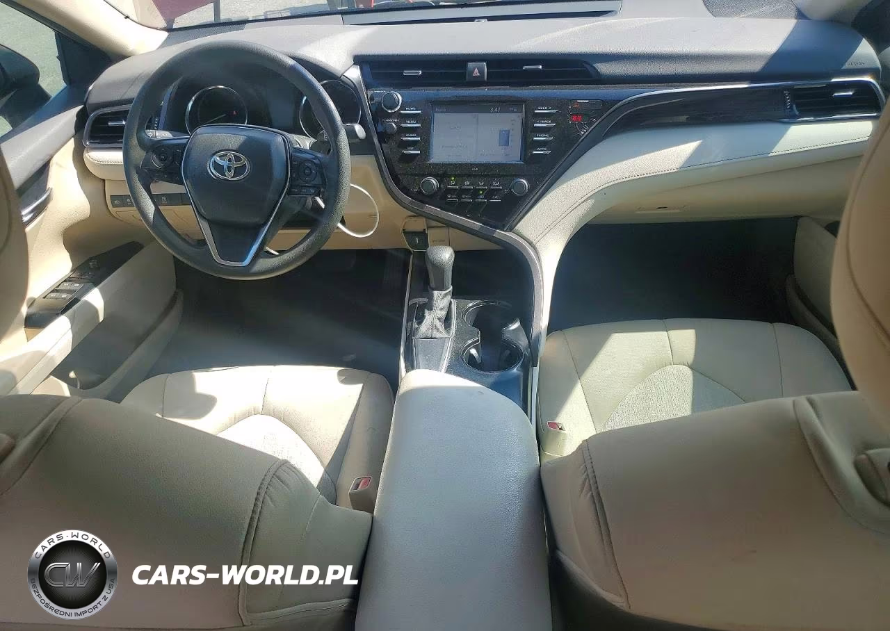 2020 Toyota Camry Le VIN:4T1C11AK2LU998919 - 8