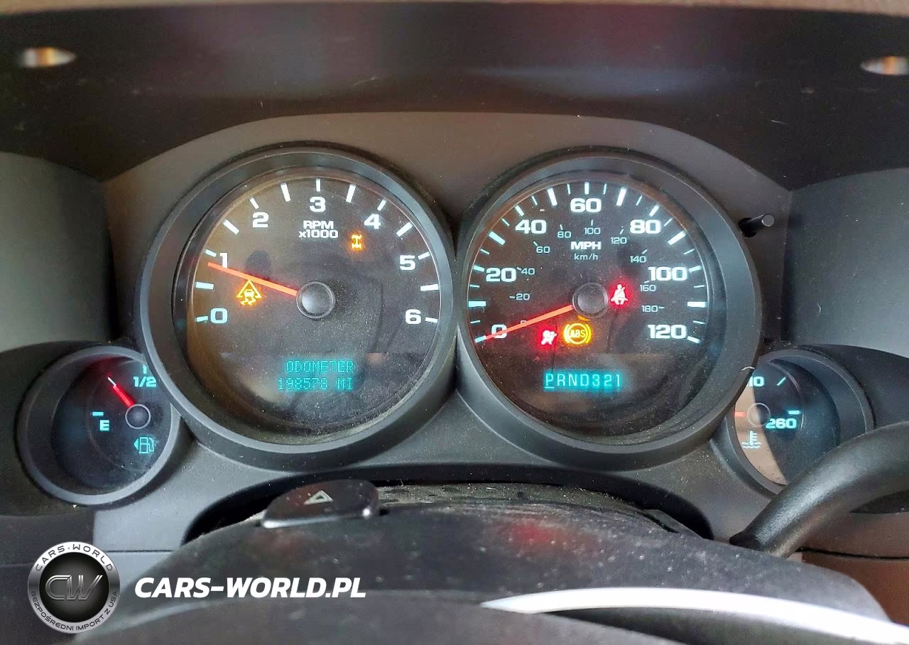 2011 Chevrolet Silverado K1500 VIN:1GCRKPEA2BZ156289 - 9