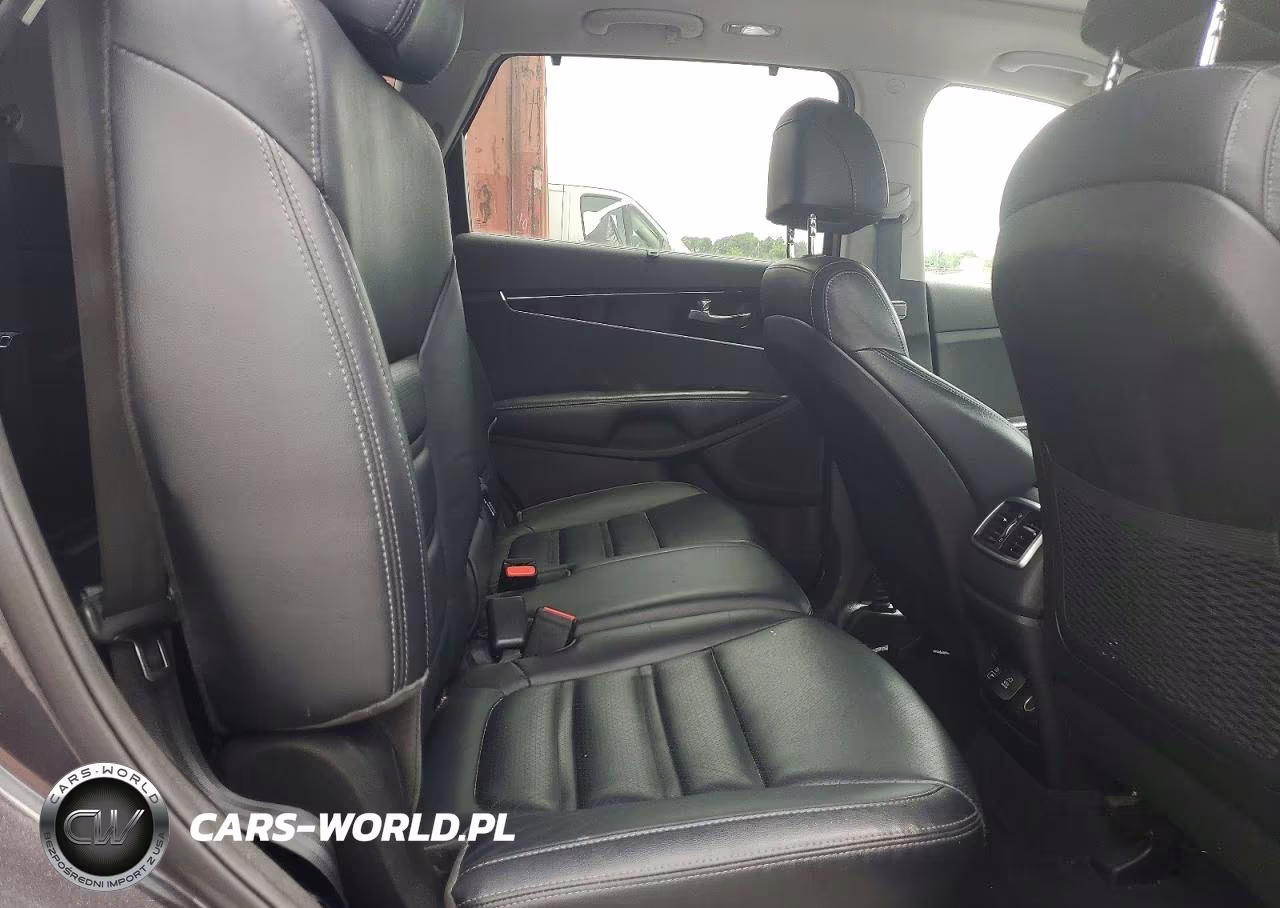 2017 Kia Sorento Ex VIN:5XYPH4A58HG201045 - 11