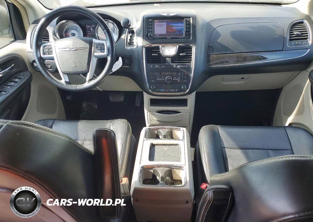 2013 Chrysler Town & Country Touring VIN:2C4RC1BG8DR638135 - 8