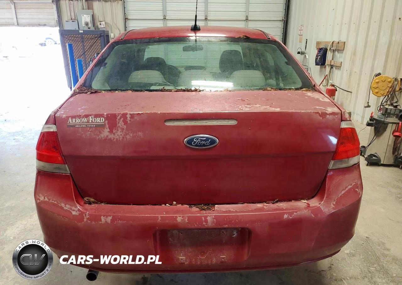 2007 Ford Focus VIN:1FAHP3FN3AW161014 - 6