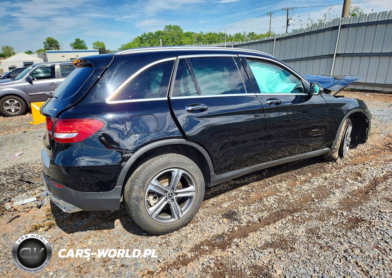 2018 Mercedes-Benz Glc 300 4Matic VIN:WDC0G4KB4JV113224 - 3