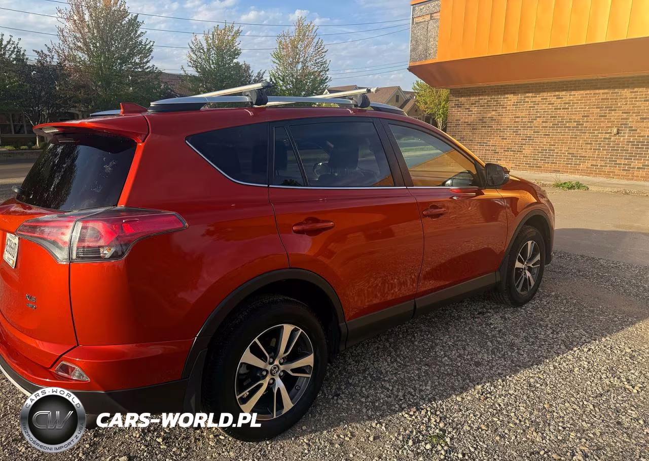 2016 Toyota Rav4 Xle VIN:JTMRFREV8GJ094261 - 4