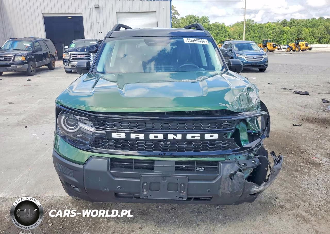2025 Ford Bronco Sport Outer Banks VIN:3FMCR9CN0SRE31886 - 5