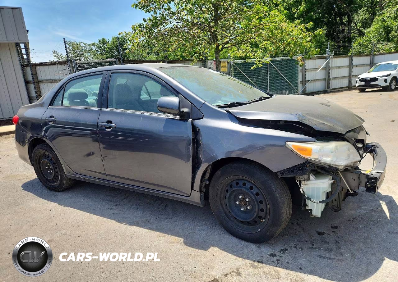 2013 Toyota Corolla Le VIN:2T1BU4EE7DC113643 - 4