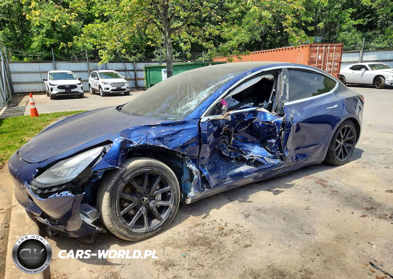 2020 Tesla Model 3 – zdjęcie 1 z 12