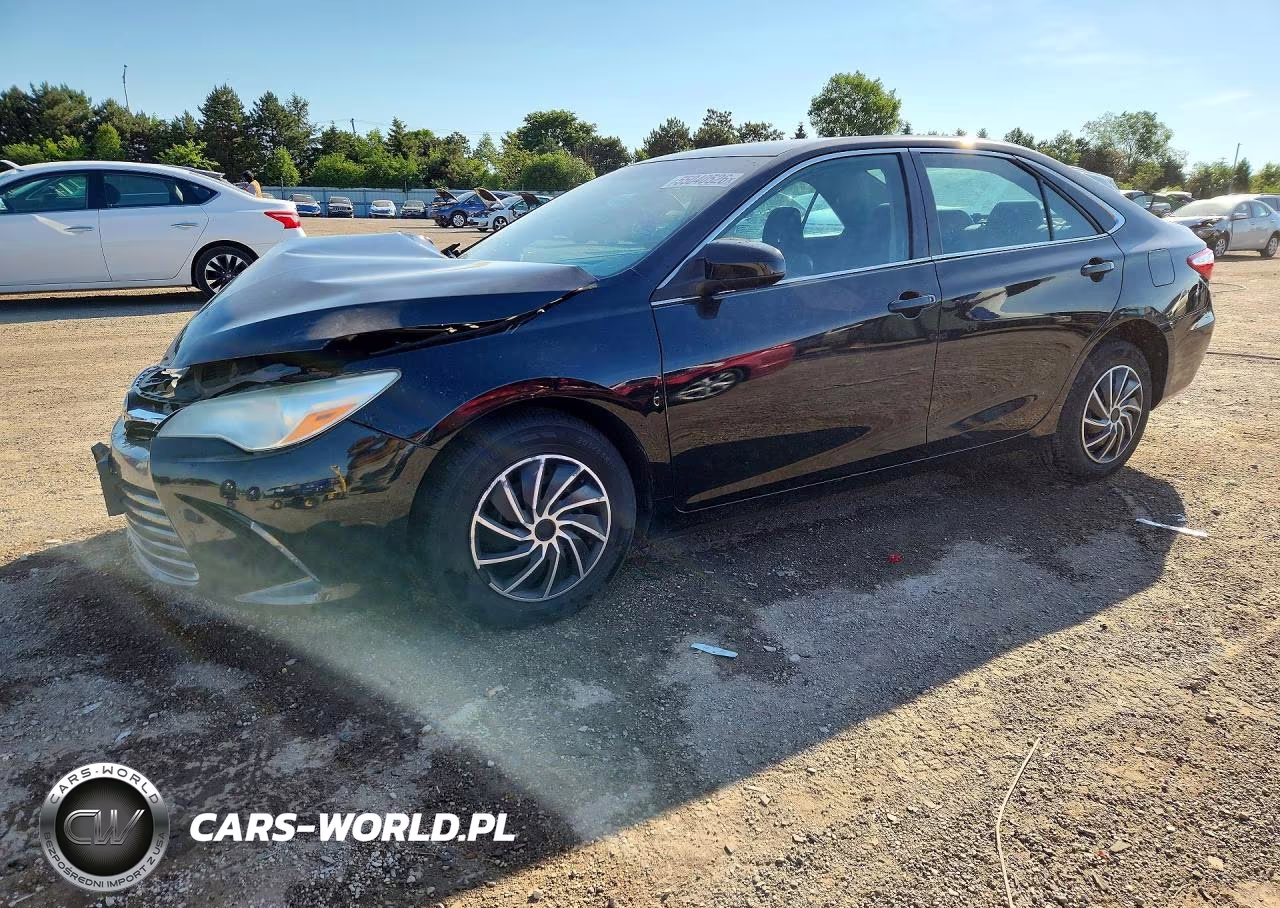 2015 Toyota Camry Le