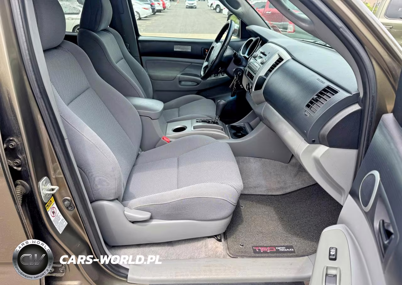 2011 Toyota Tacoma Double Cab VIN:3TMLU4EN8BM060850 - 5