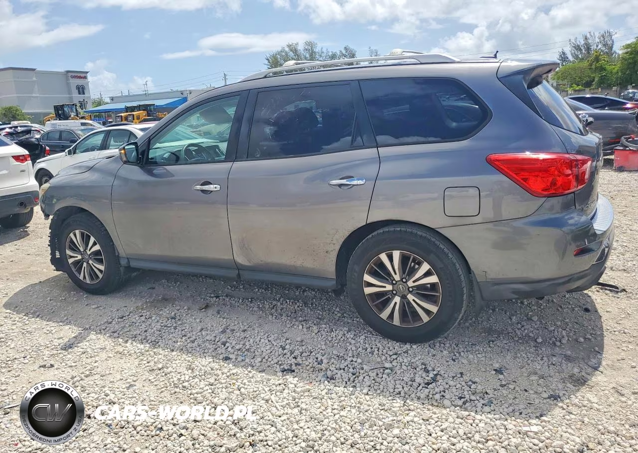 2017 Nissan Pathfinder S VIN:5N1DR2MN1HC676357 - 2