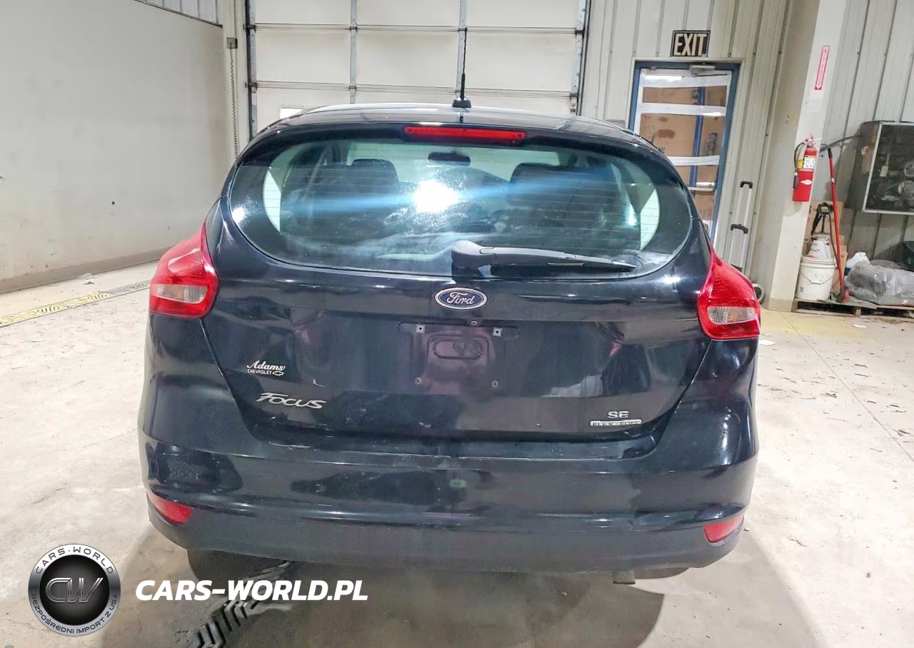 2016 Ford Focus Se VIN:1FADP3K2XGL285785 - 6