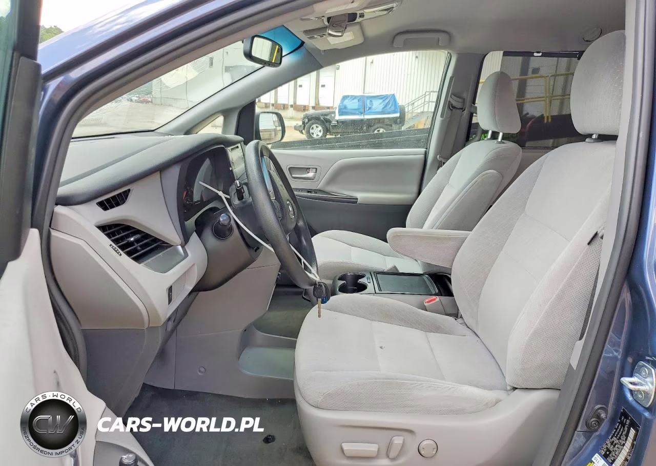 2017 Toyota Sienna Le VIN:5TDKZ3DC7HS767356 - 7