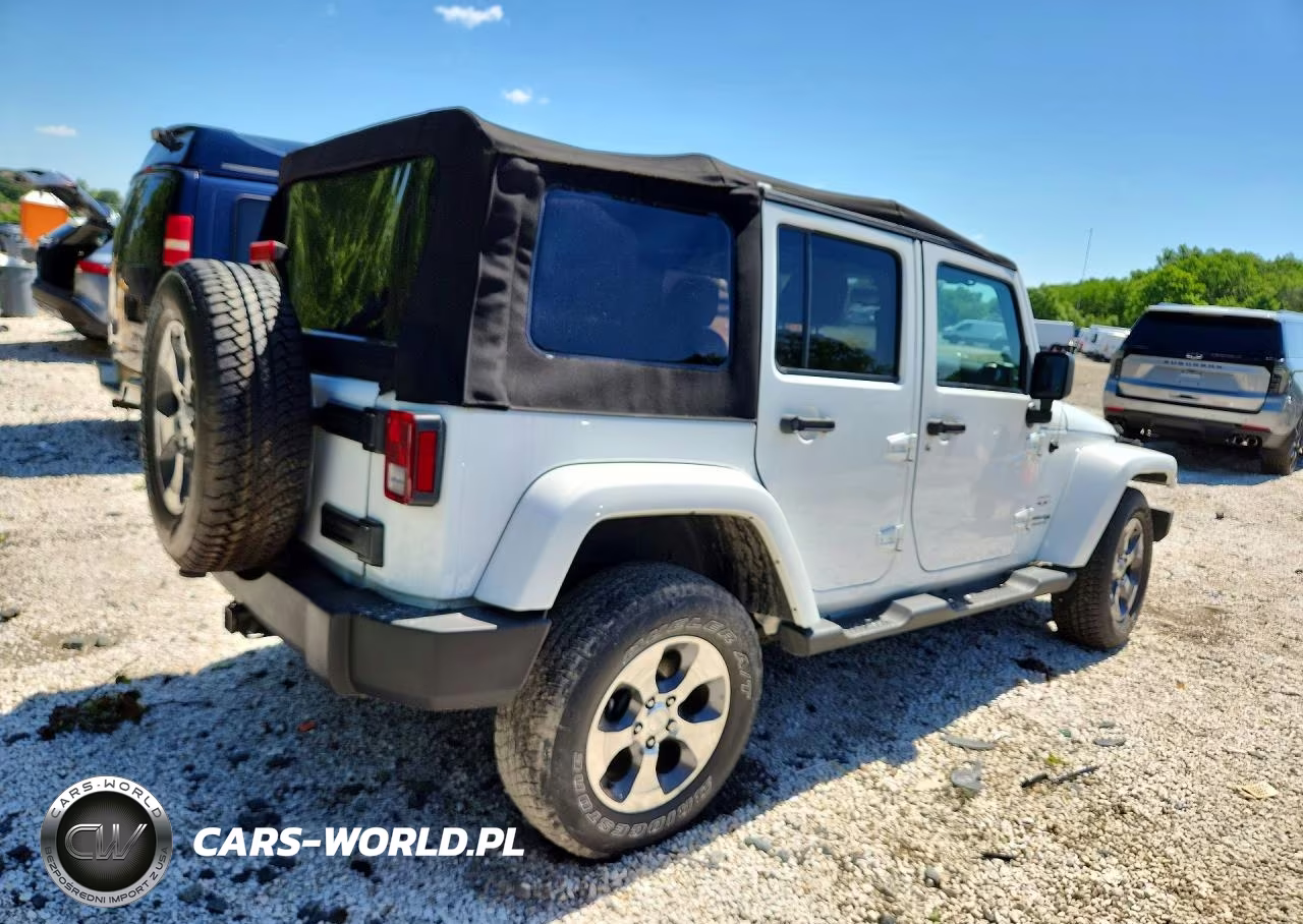 2018 Jeep Wrangler Unlimited Sahara VIN:1C4BJWEG7JL805802 - 3