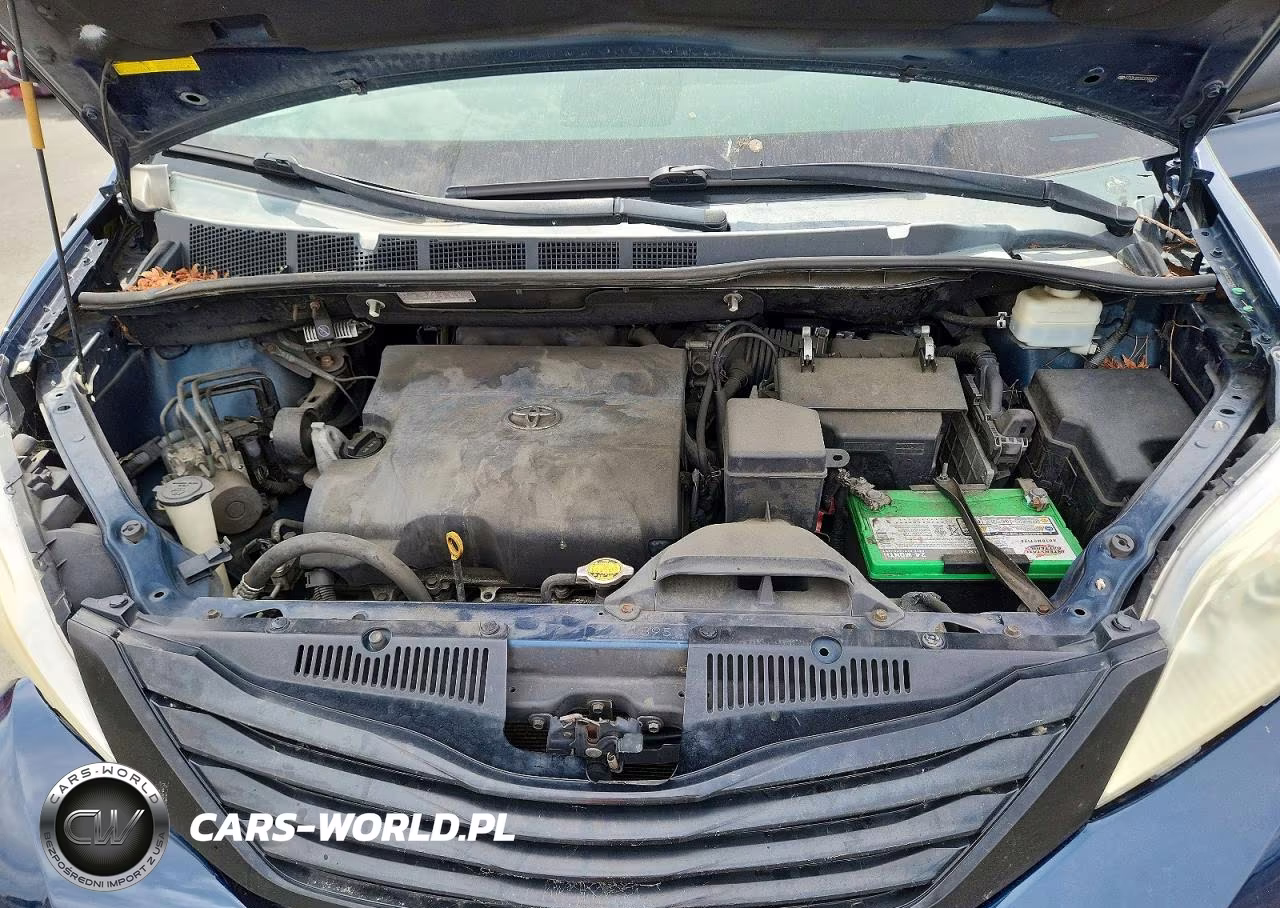 2012 Toyota Sienna Base 7-Passenger VIN:5TDZK3DC0CS200563 - 13