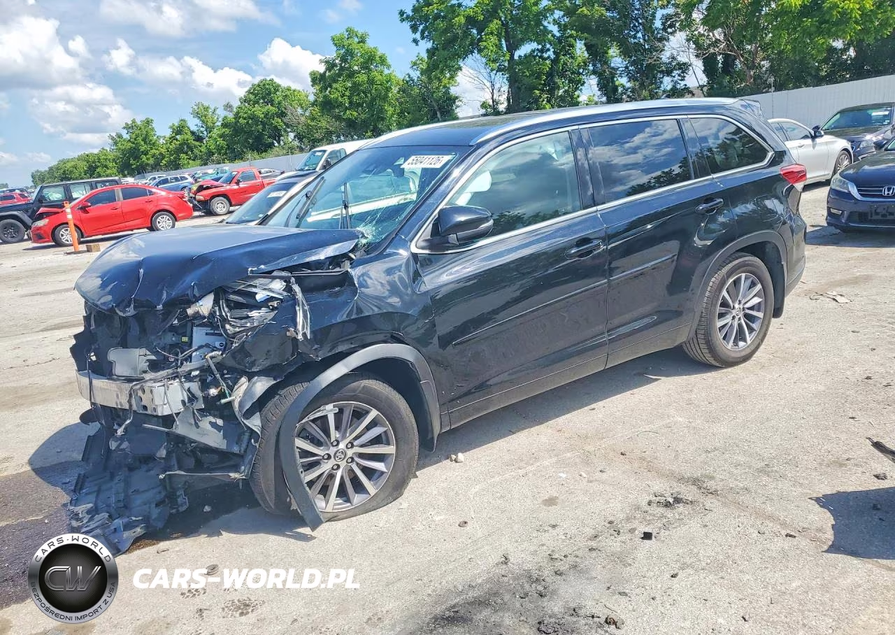 2017 Toyota Highlander Xle VIN:5TDJZRFH9HS432252 - 1