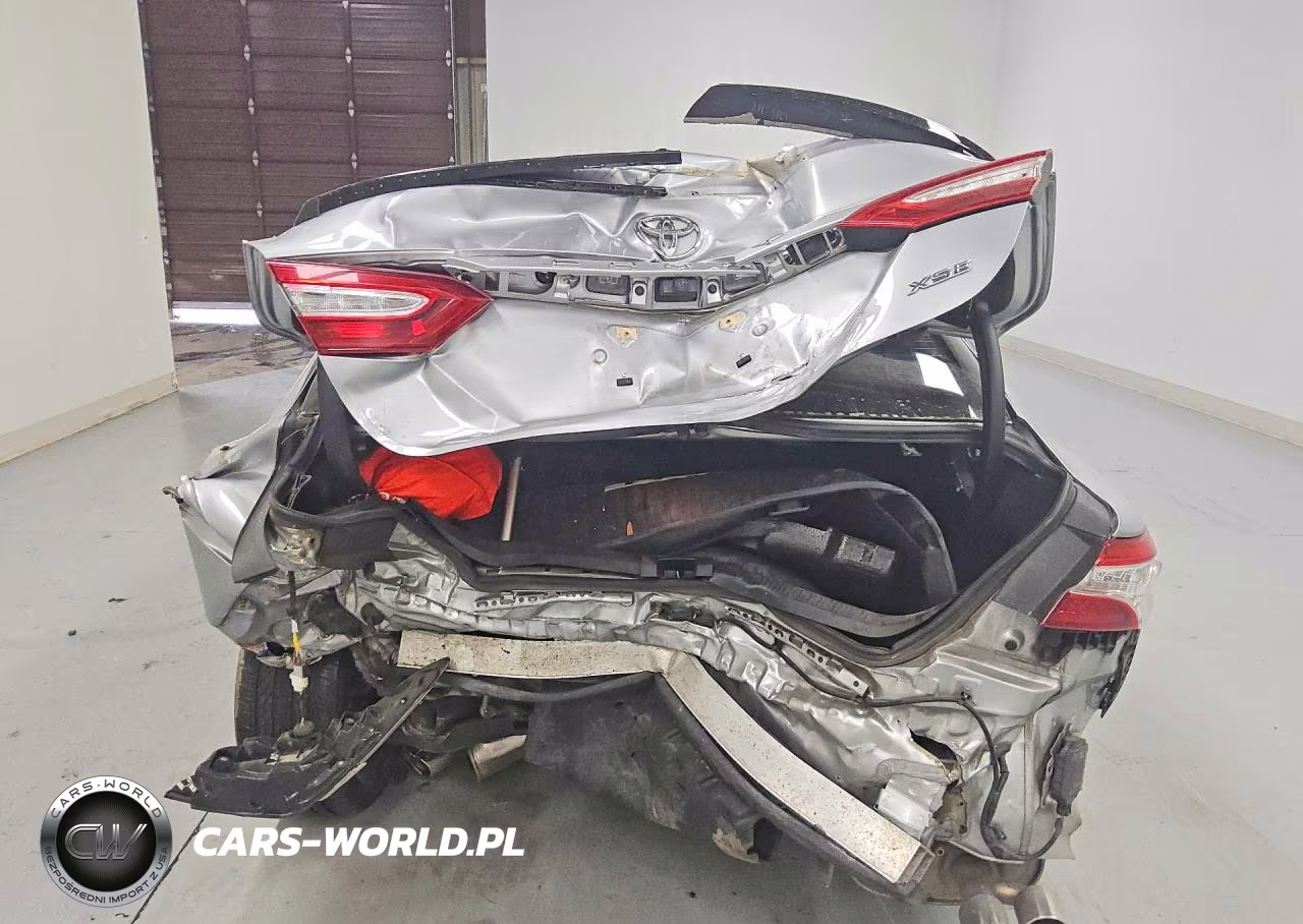 2020 Toyota Camry Xse VIN:4T1K61AK5LU300896 - 6