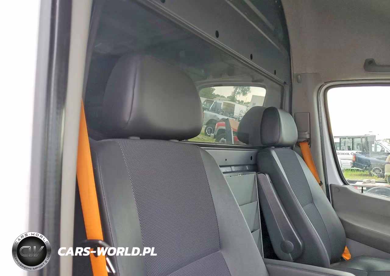 2013 Freightliner Sprinter 3500 VIN:WDYPF0CC0D5815007 - 11